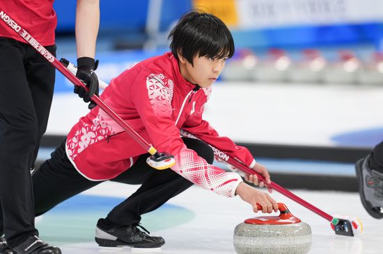 Yetuk ayollarning etuk fotosuratlari