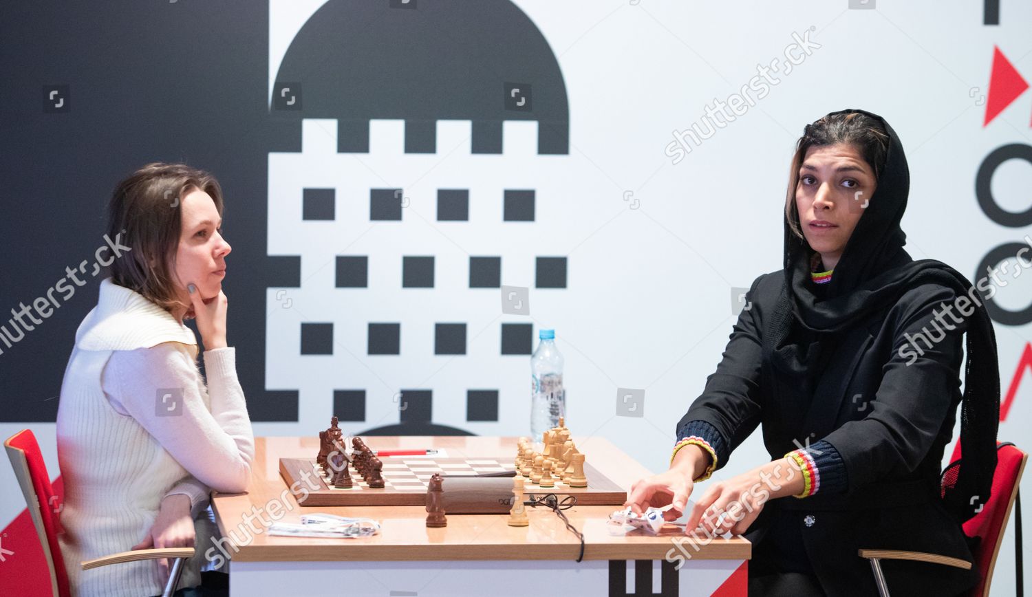 Kochada shaxsiy erotik fotosuratlar