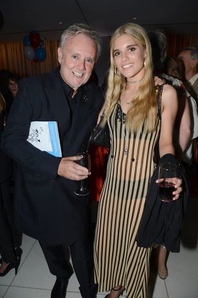 Novosibirsk, Novosibirskaya kochasidagi fohishalar Qizlarning kallasini oldirgan porno videolar