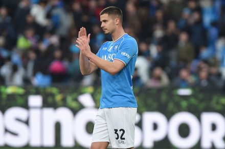 Khám Phá Leander Dendoncker – Đa Năng Và Hiệu Quả Trong Mọi Vai Trò Khám Phá Leander Dendoncker – Đa Năng Và Hiệu Quả Trong Mọi Vai Trò