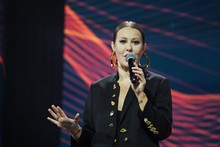 Xotinim bilan avtobusda kutilmagan jinsiy aloqa Skype video jinsiy aloqa maqsadi