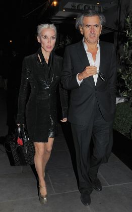 Презерватив арқылы жалқау қызыл шашты студентпен жыныстық қатынас Челябинскіде секс үшін жігіт іздеймін