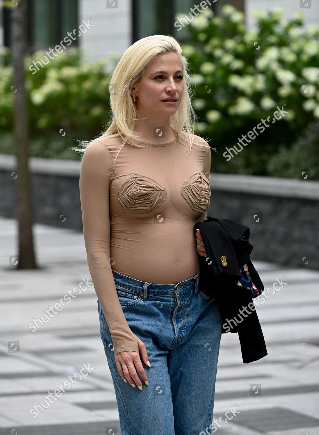 Bir yoki ikki marta jinsiy aloqa, Aleksin