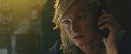 Alexia Barlierning yalangoch fotosuratlari