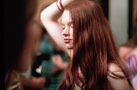 Karolin Herfurthning yalangoch fotosuratlari