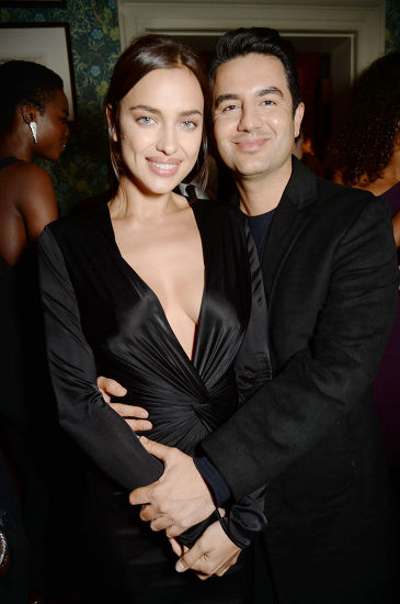 Rus qizni hammomda sikishadi