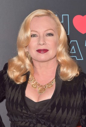 Харьковтегі жалаңаш қыздардың суреттері