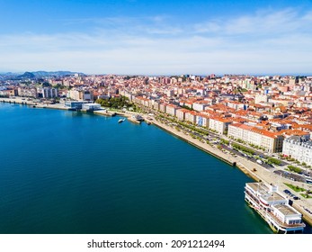 Vista panorámica aérea de la ciudad de Santander. Santander es la capital de la región cántabra de España Foto de stock