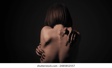 Әйел мен жас жігітпен порно көру Екі жұп онлайн hd