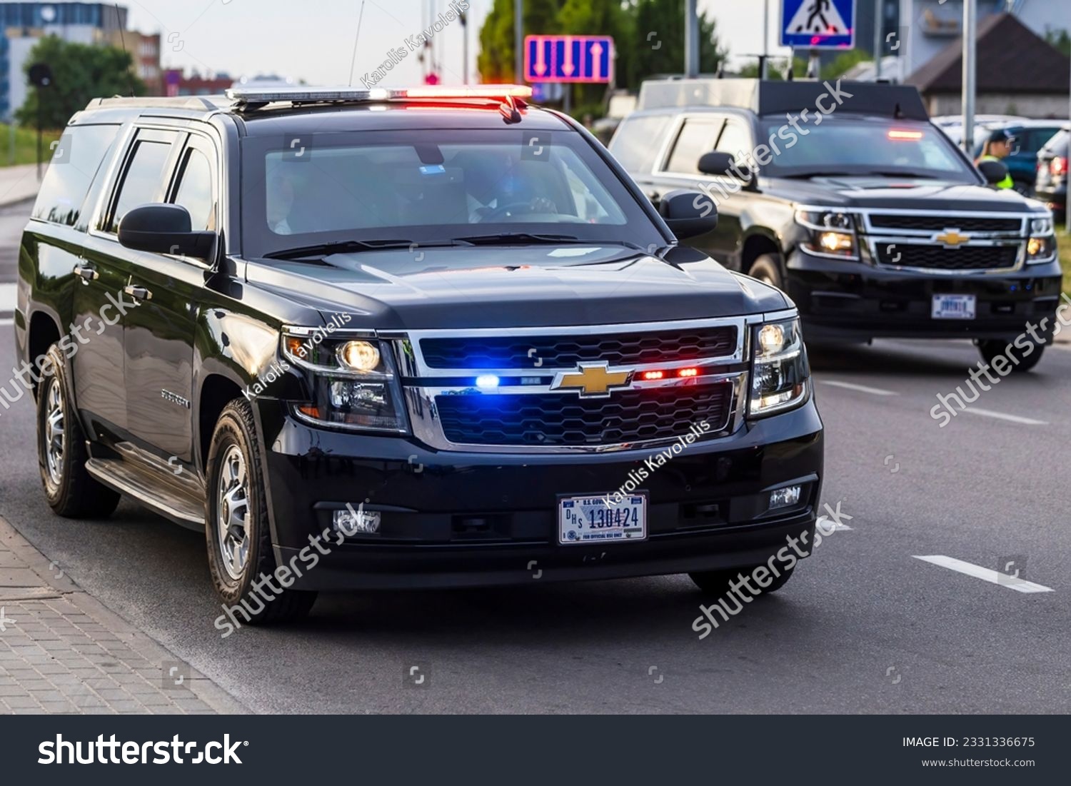 54-chevrolet-suburban-2023-images-stock-photos-vectors-shutterstock