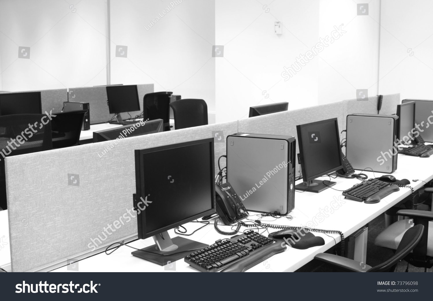 Computer Lab Stock Photo 73796098 | Shutterstock